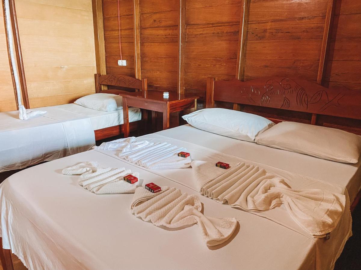 Amazon Arowana Lodge Careiro Екстериор снимка