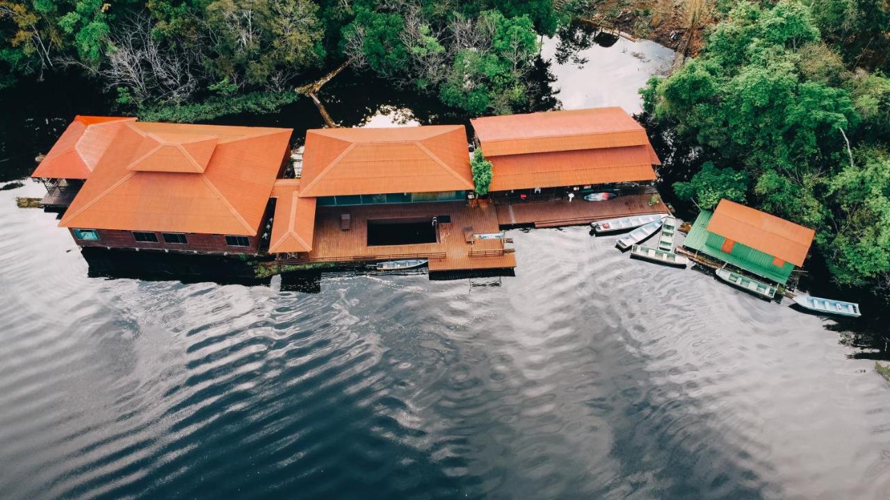 Amazon Arowana Lodge Careiro Екстериор снимка