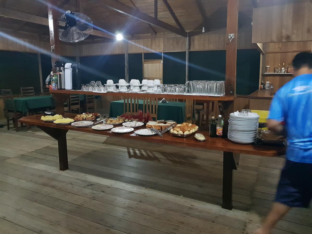 Amazon Arowana Lodge Careiro Екстериор снимка