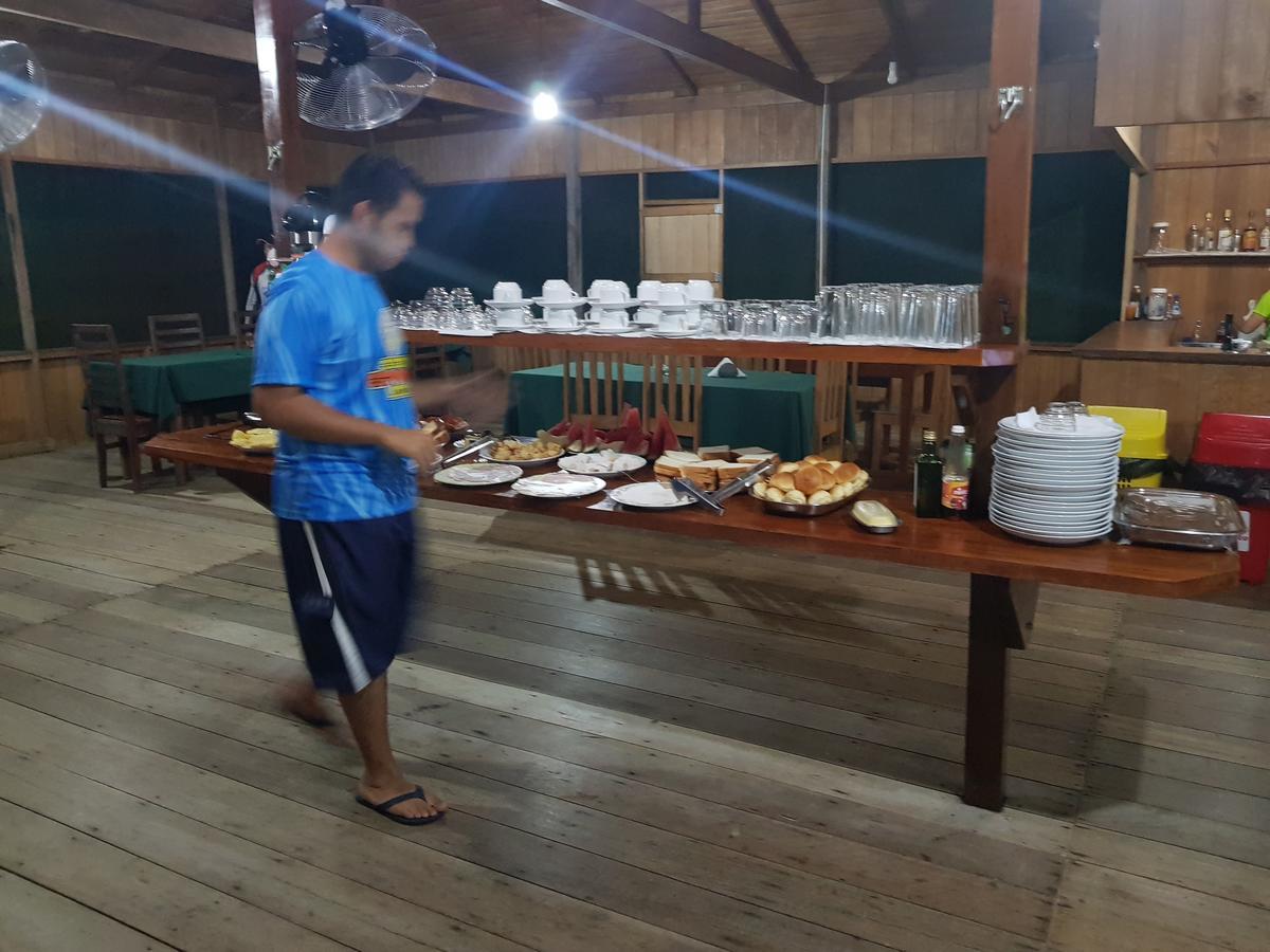 Amazon Arowana Lodge Careiro Екстериор снимка