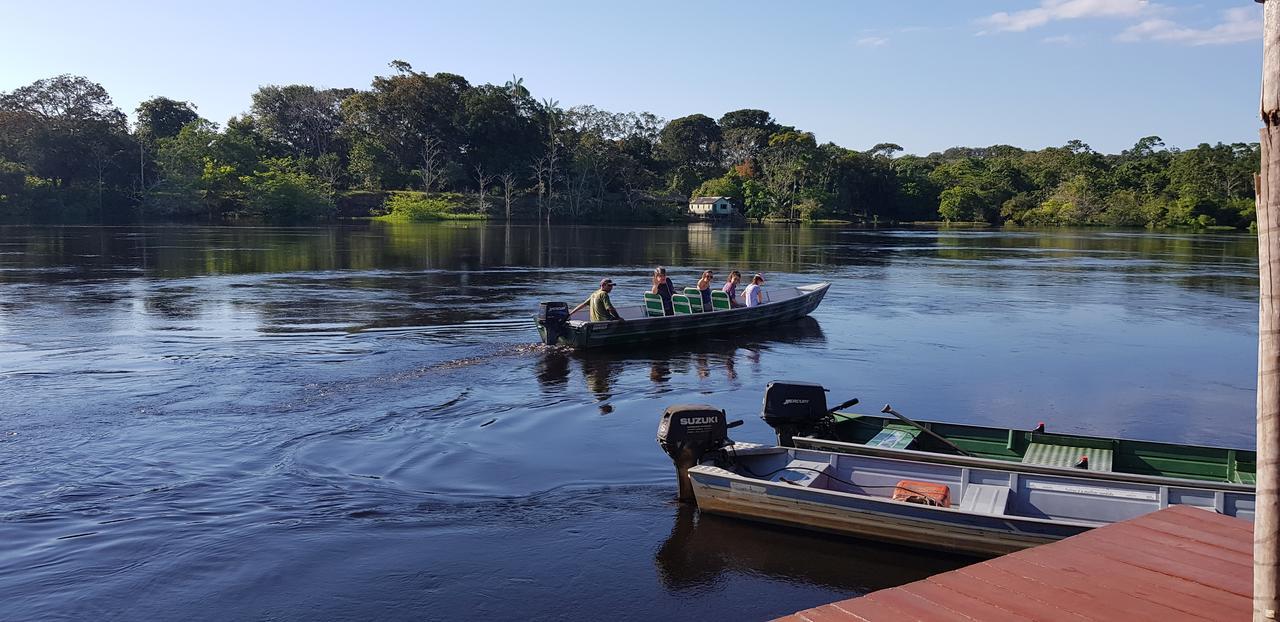 Amazon Arowana Lodge Careiro Екстериор снимка