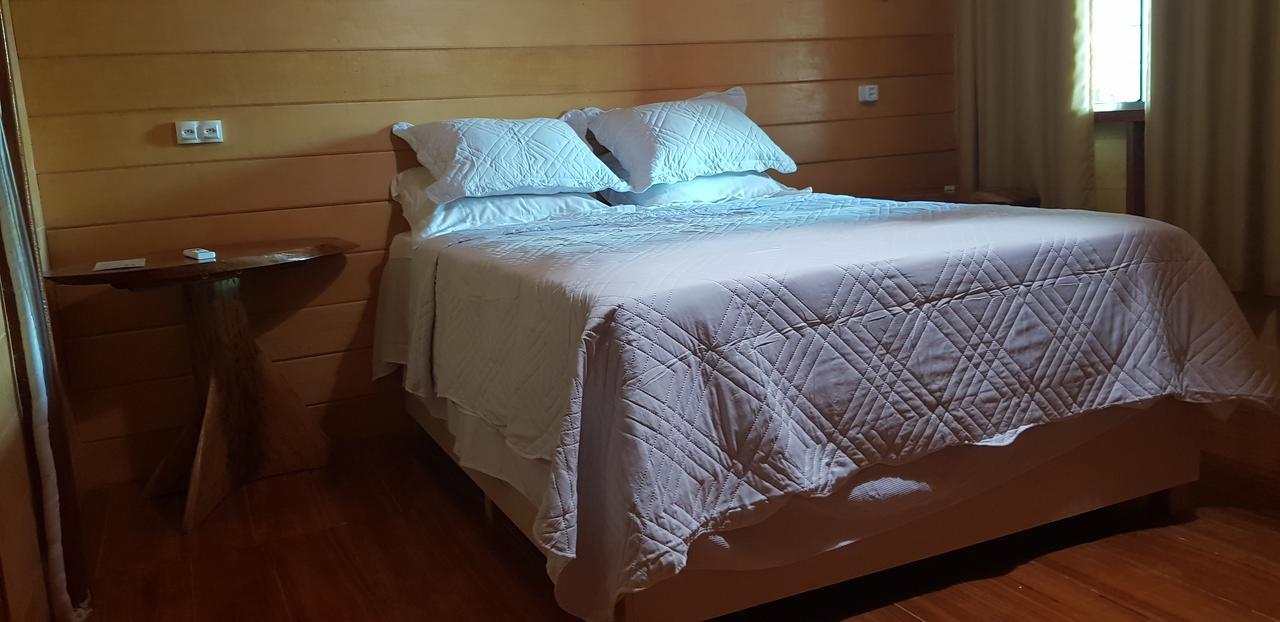 Amazon Arowana Lodge Careiro Екстериор снимка
