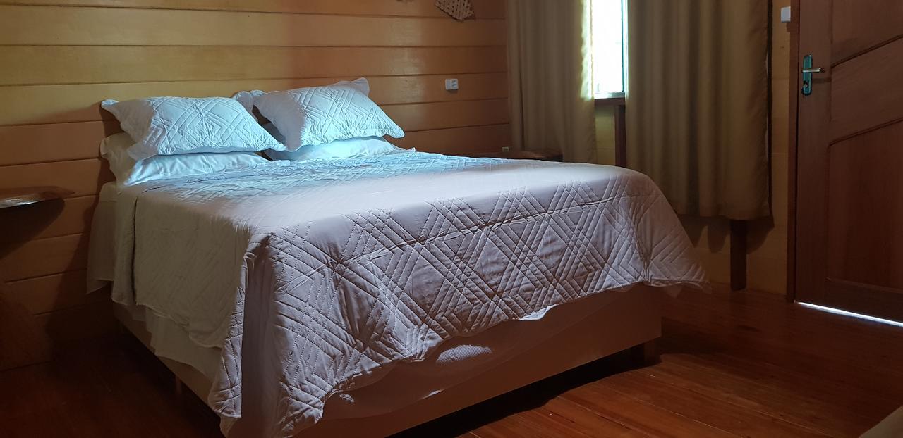 Amazon Arowana Lodge Careiro Екстериор снимка
